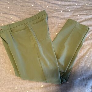 Walter Hagen Men's Sage Green golf pants 32x32